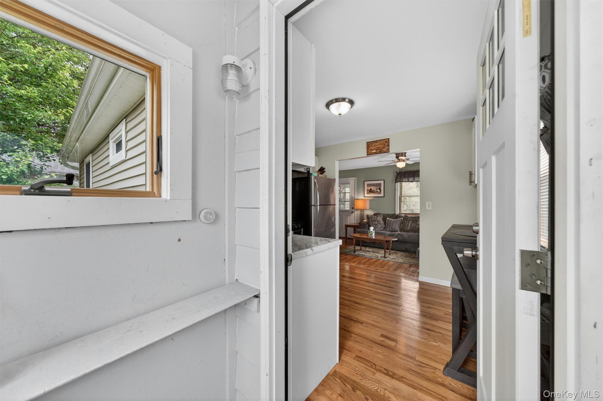 53 Scotchtown Avenue thumbnail 14