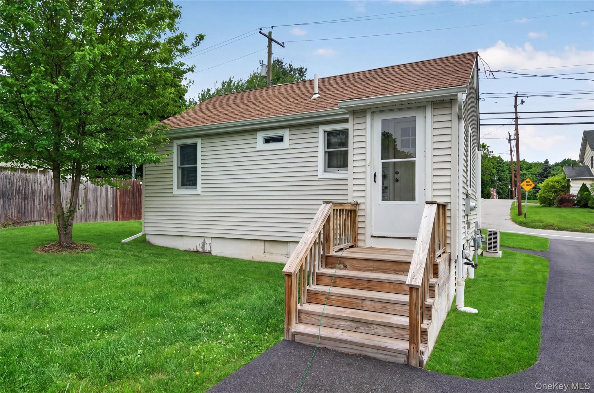 53 Scotchtown Avenue thumbnail 19