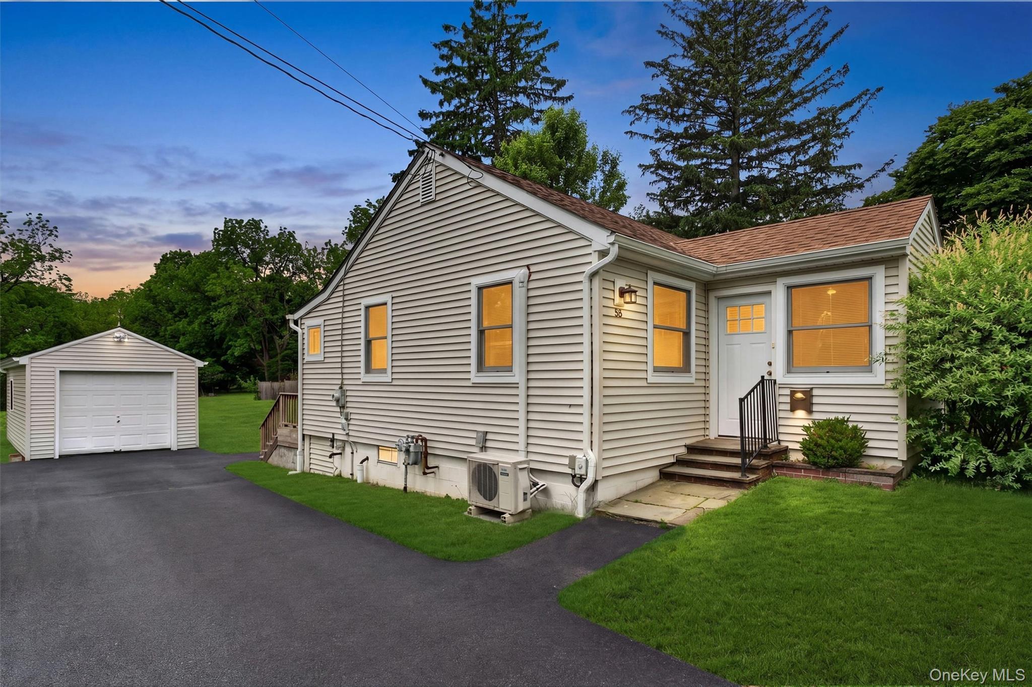 53 Scotchtown Avenue, Goshen