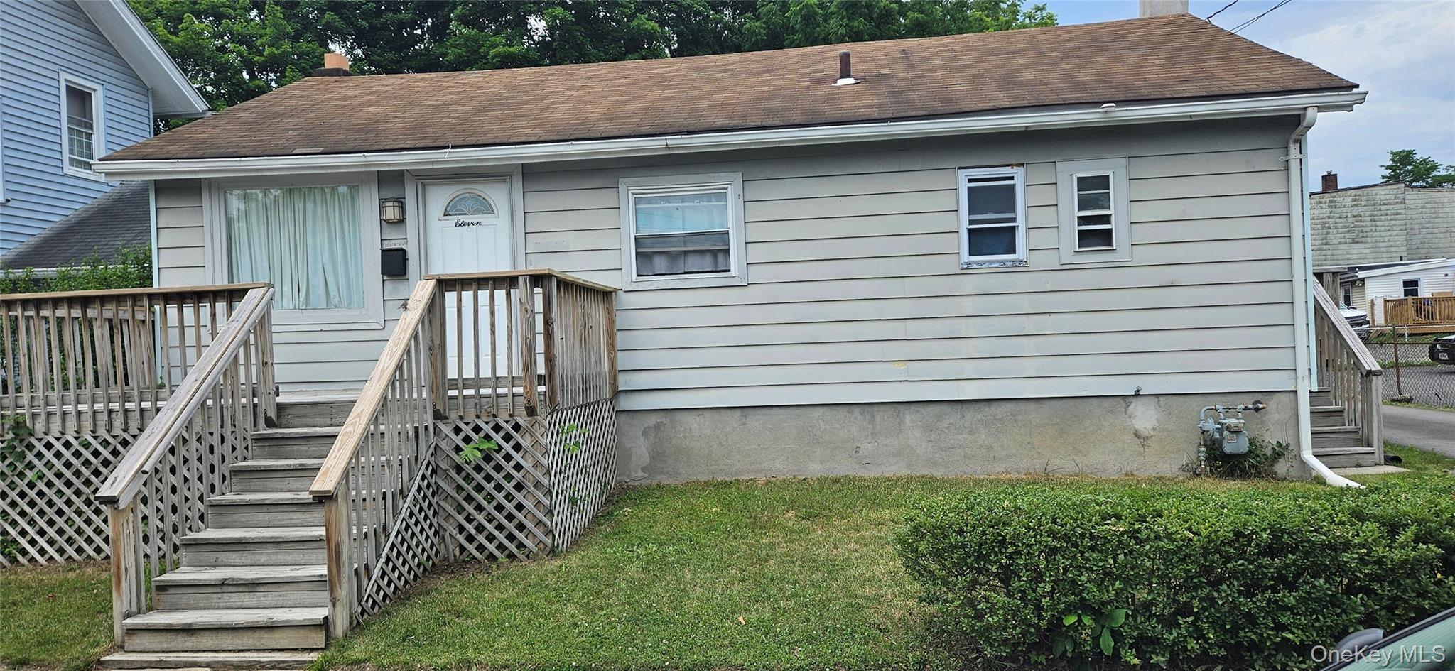 11 Chestnut Street, Newburgh