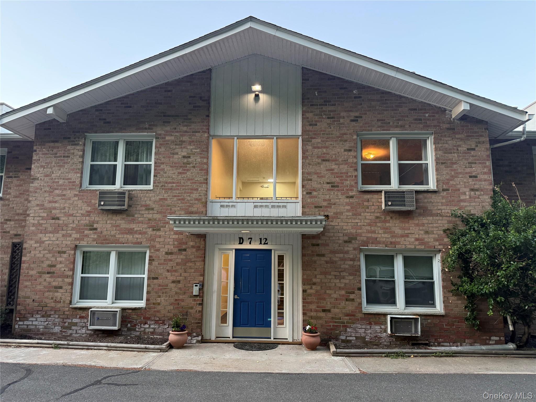 100 Dowd Street Unit: D-12, Haverstraw
