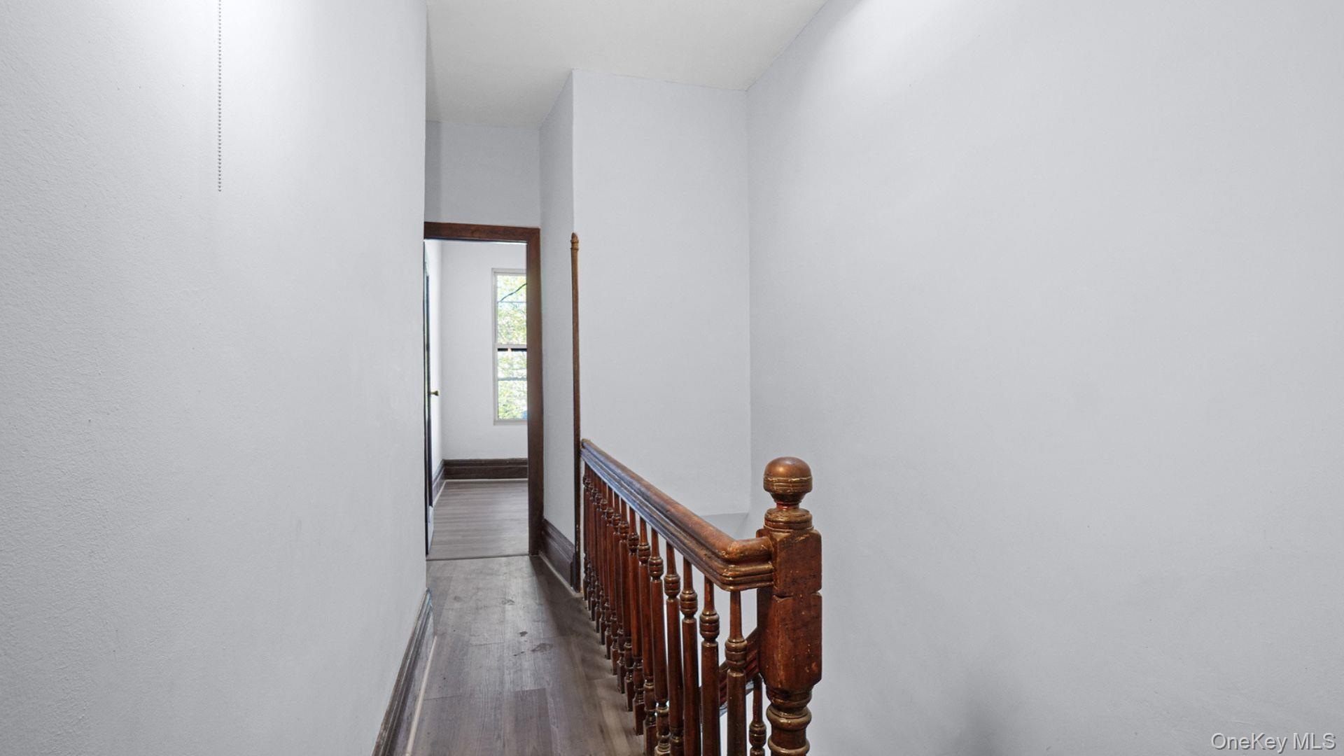 414 E 182nd Street thumbnail 12