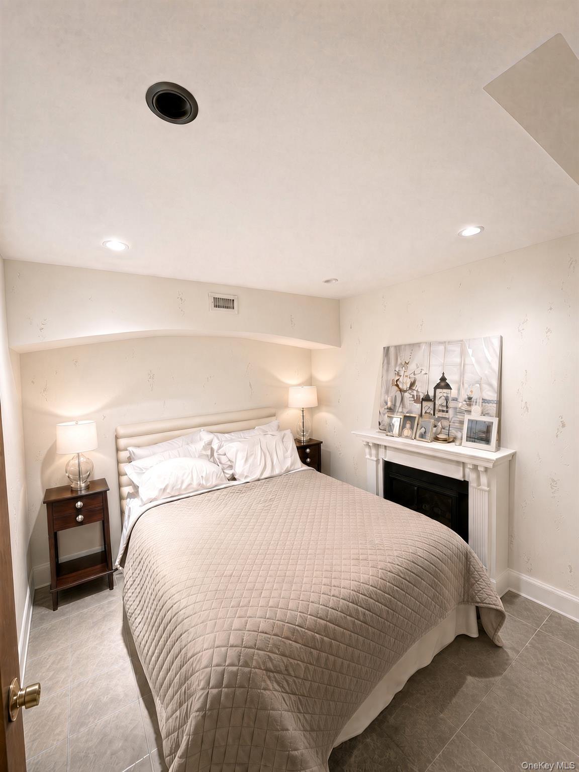 2411 Albemarle Road thumbnail 6