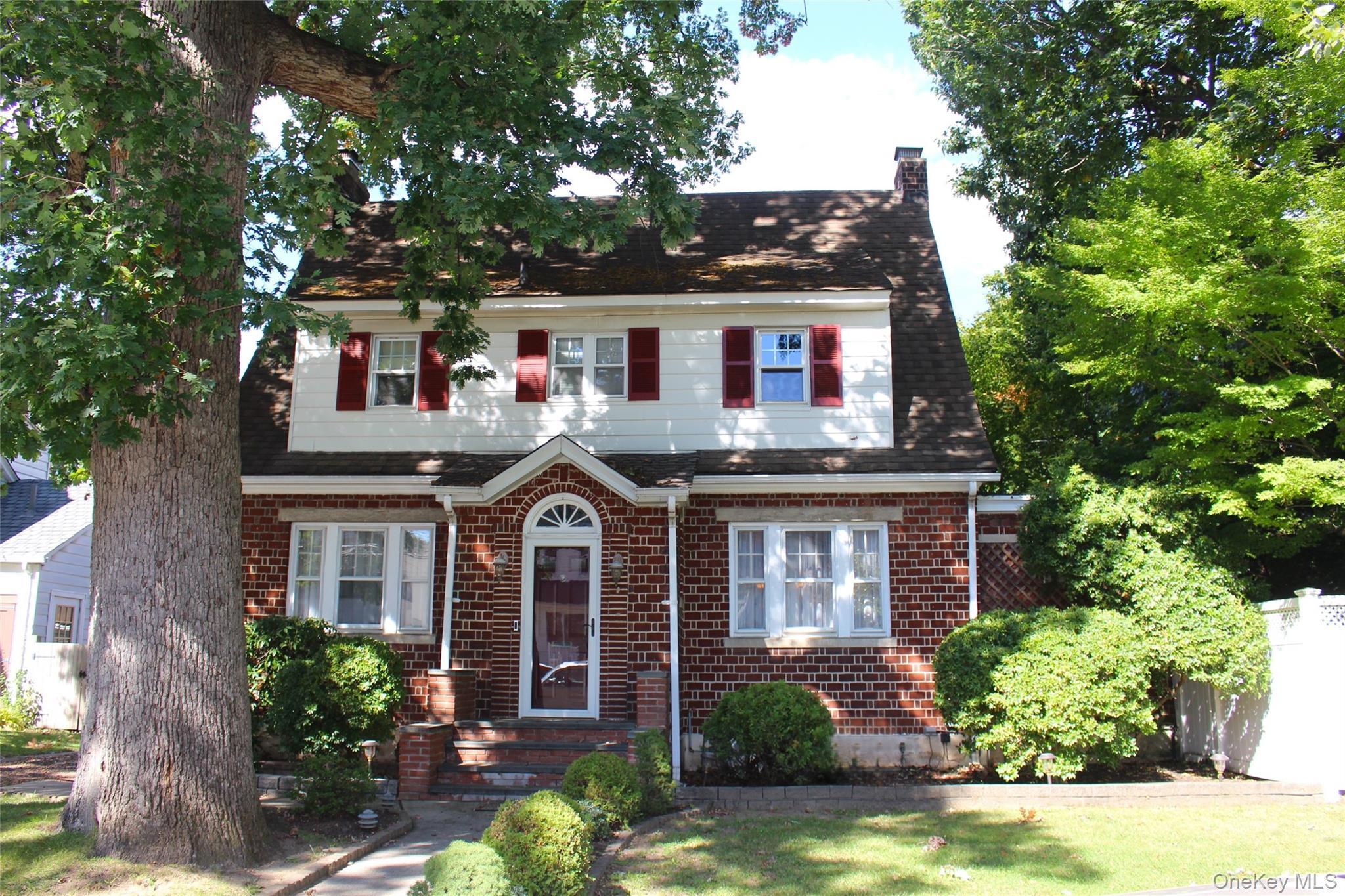 21215 33rd Avenue, Bayside