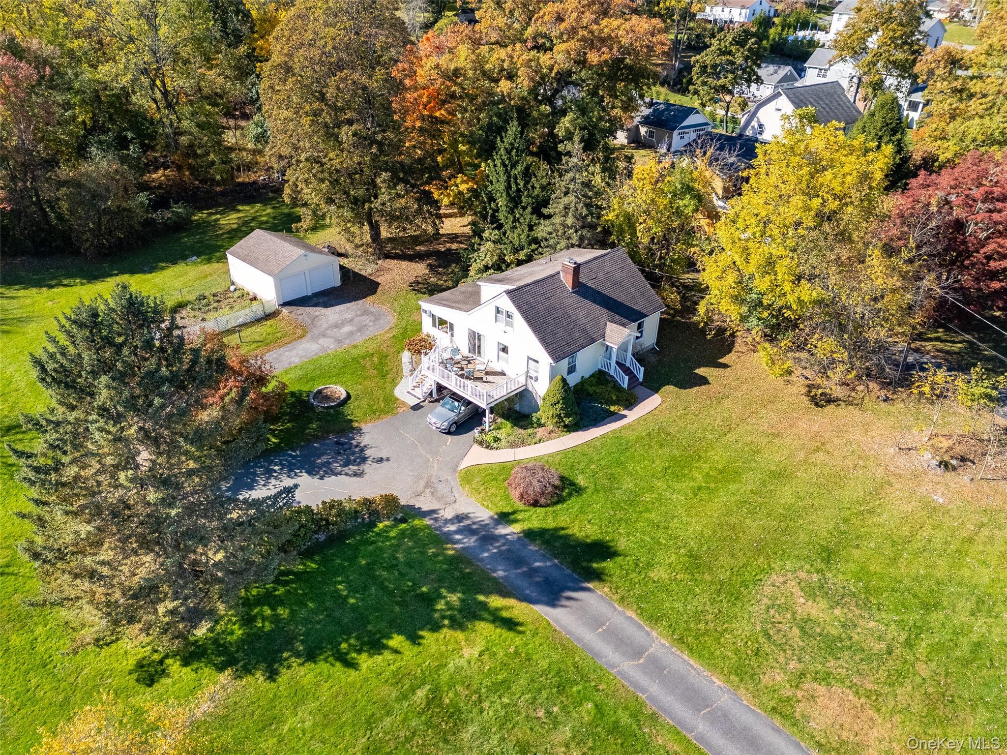 2323 Crompond Road thumbnail 4
