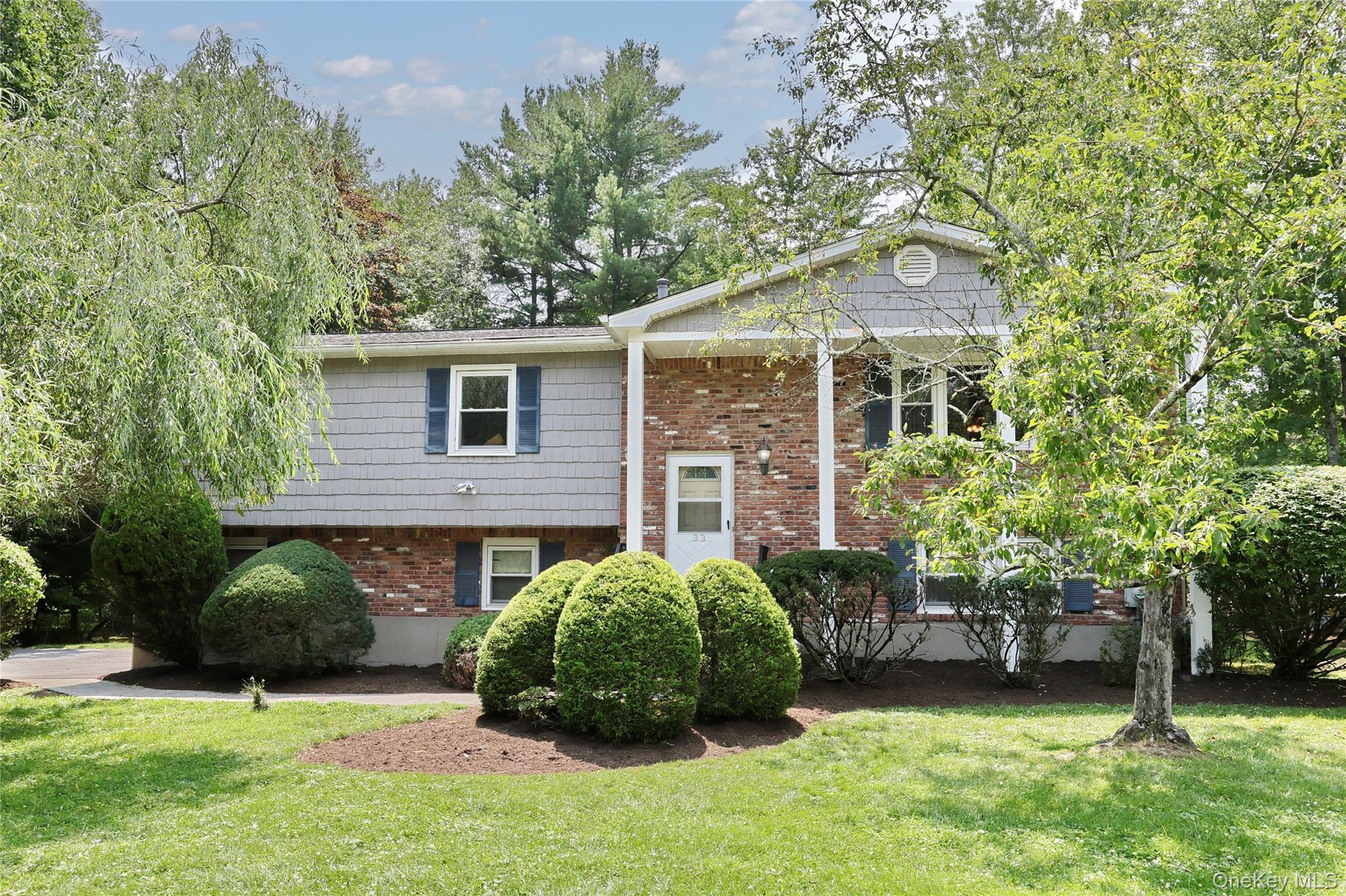 33 Tor View Avenue, New City