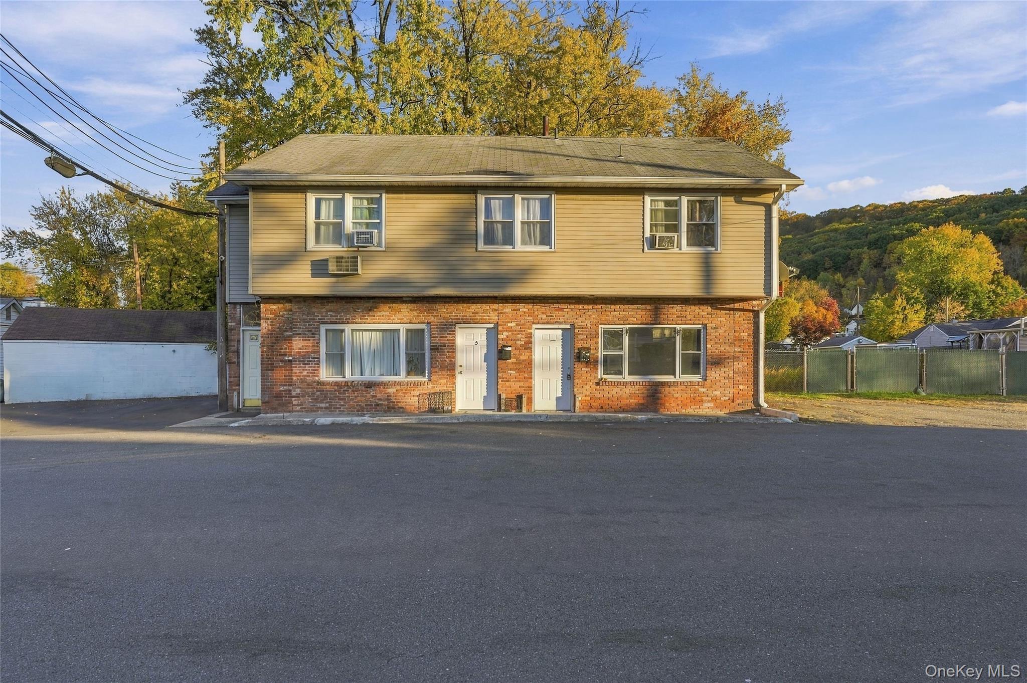 4-6 Hurd Avenue thumbnail 3