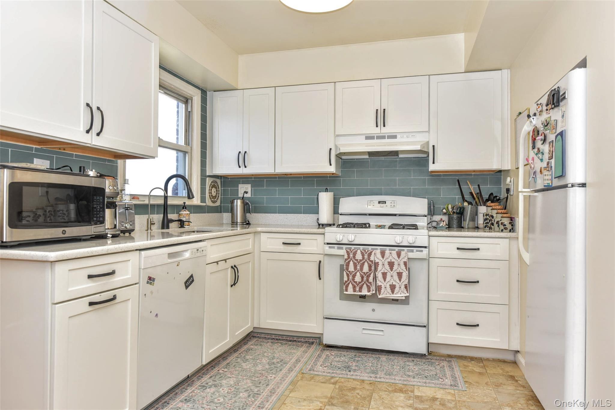 5 Danbury Court Unit: 1703 thumbnail 12