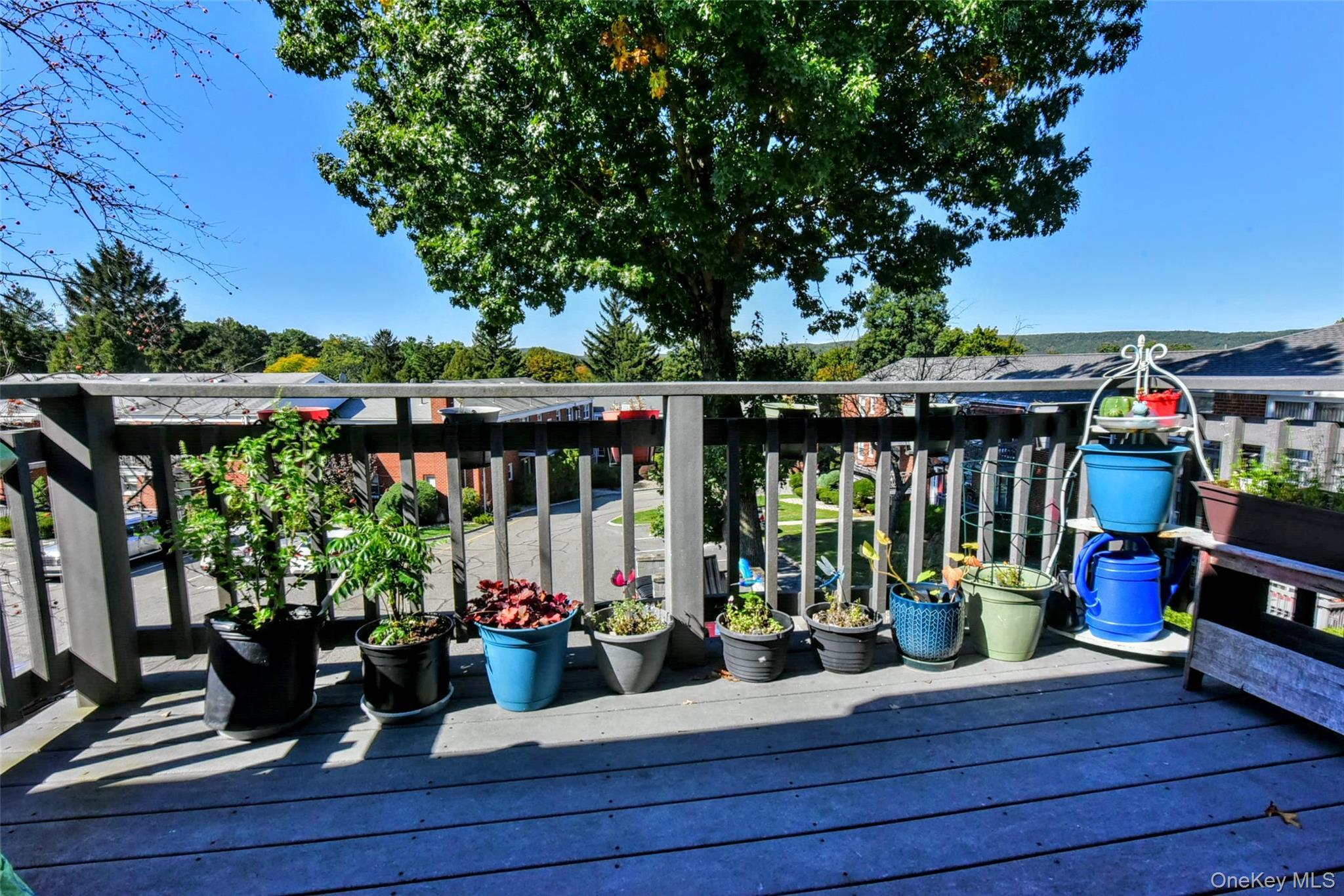 5 Danbury Court Unit: 1703 thumbnail 25