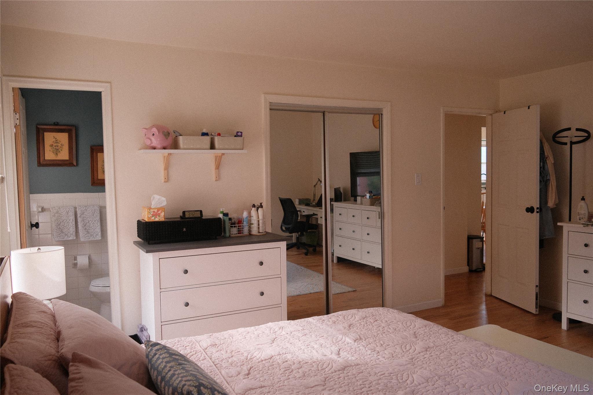 5 Danbury Court Unit: 1703 thumbnail 20
