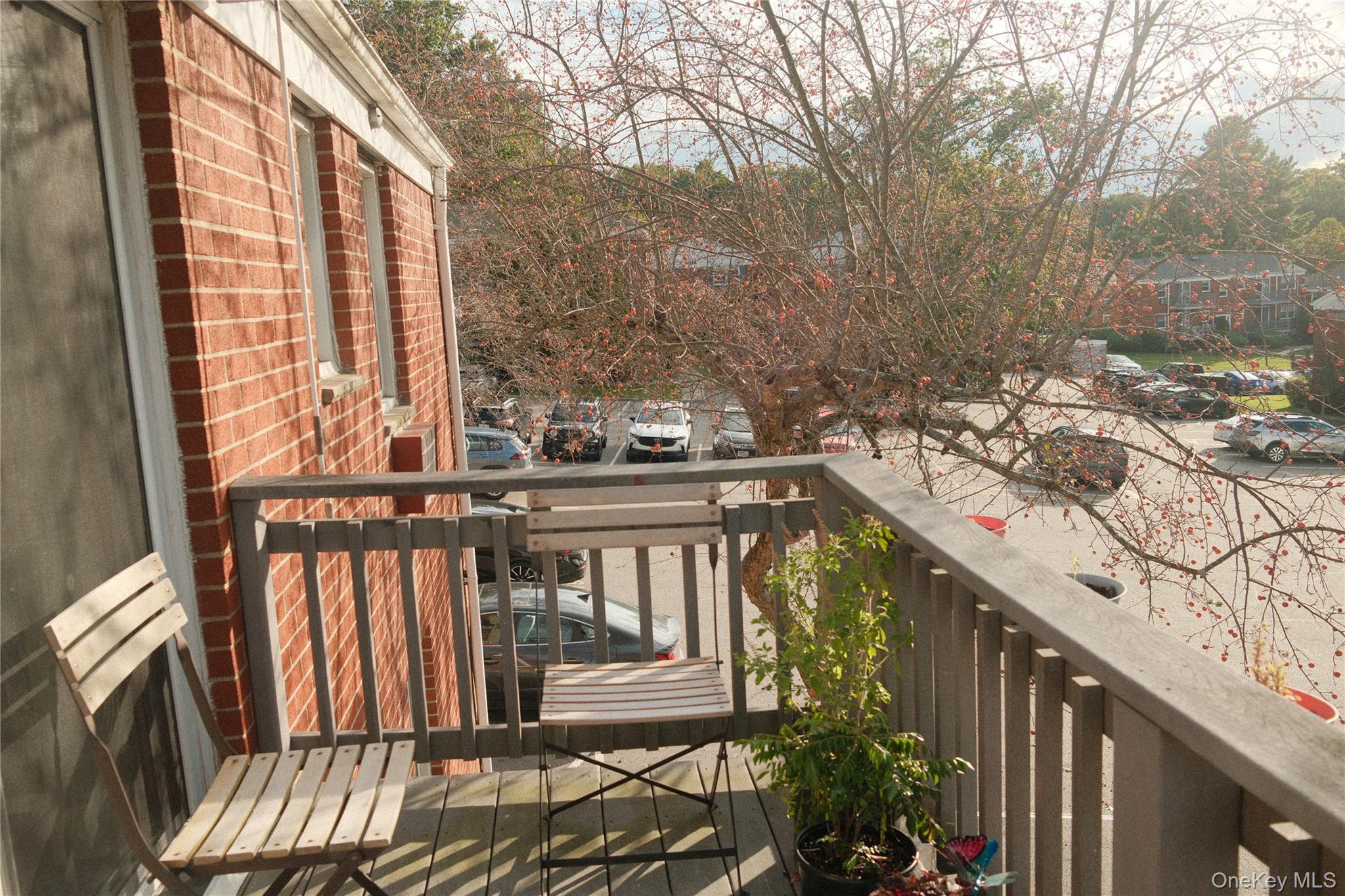 5 Danbury Court Unit: 1703 thumbnail 27