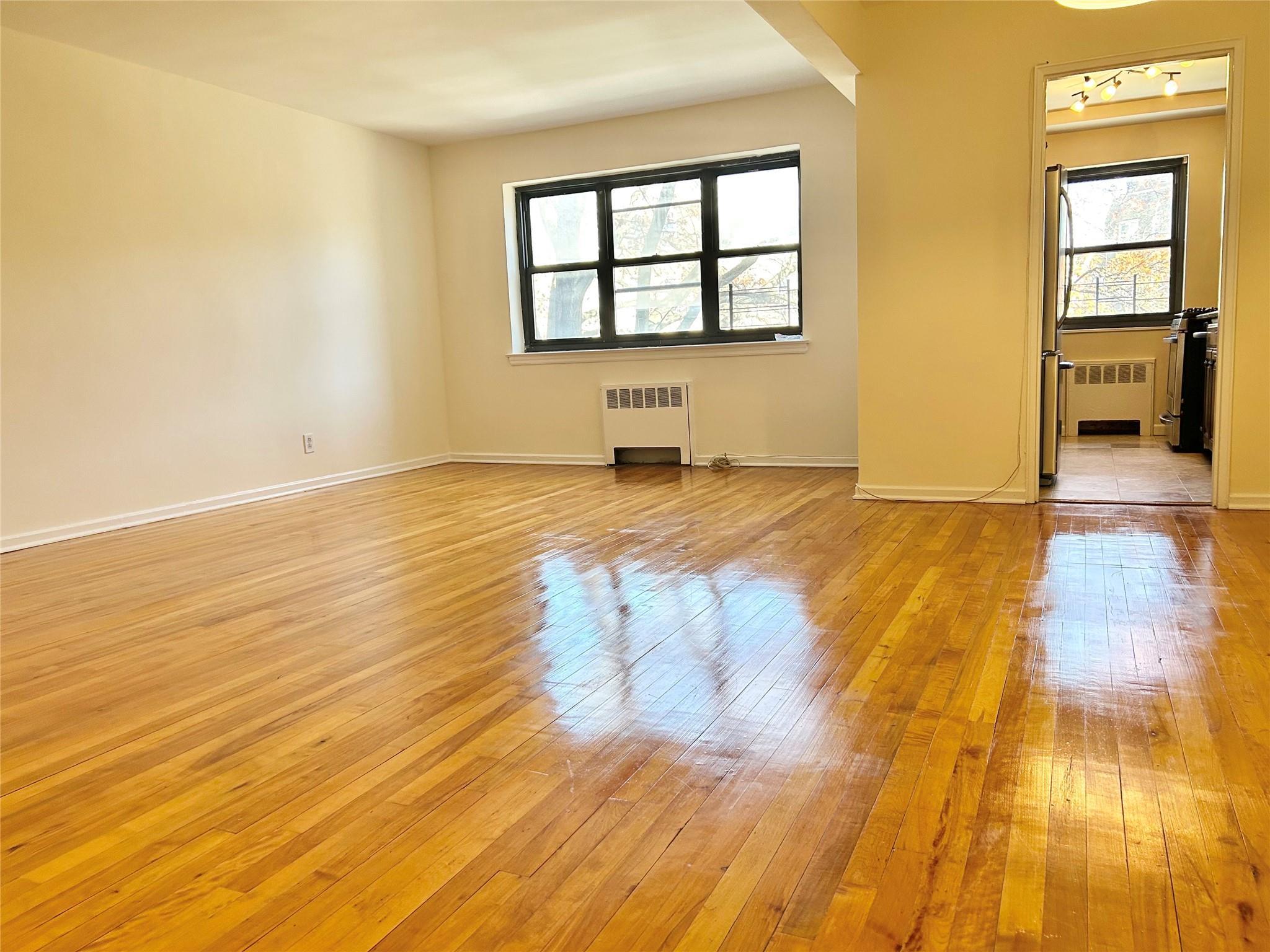 3040 Fleetwood Avenue Unit: 4C, Mount Vernon