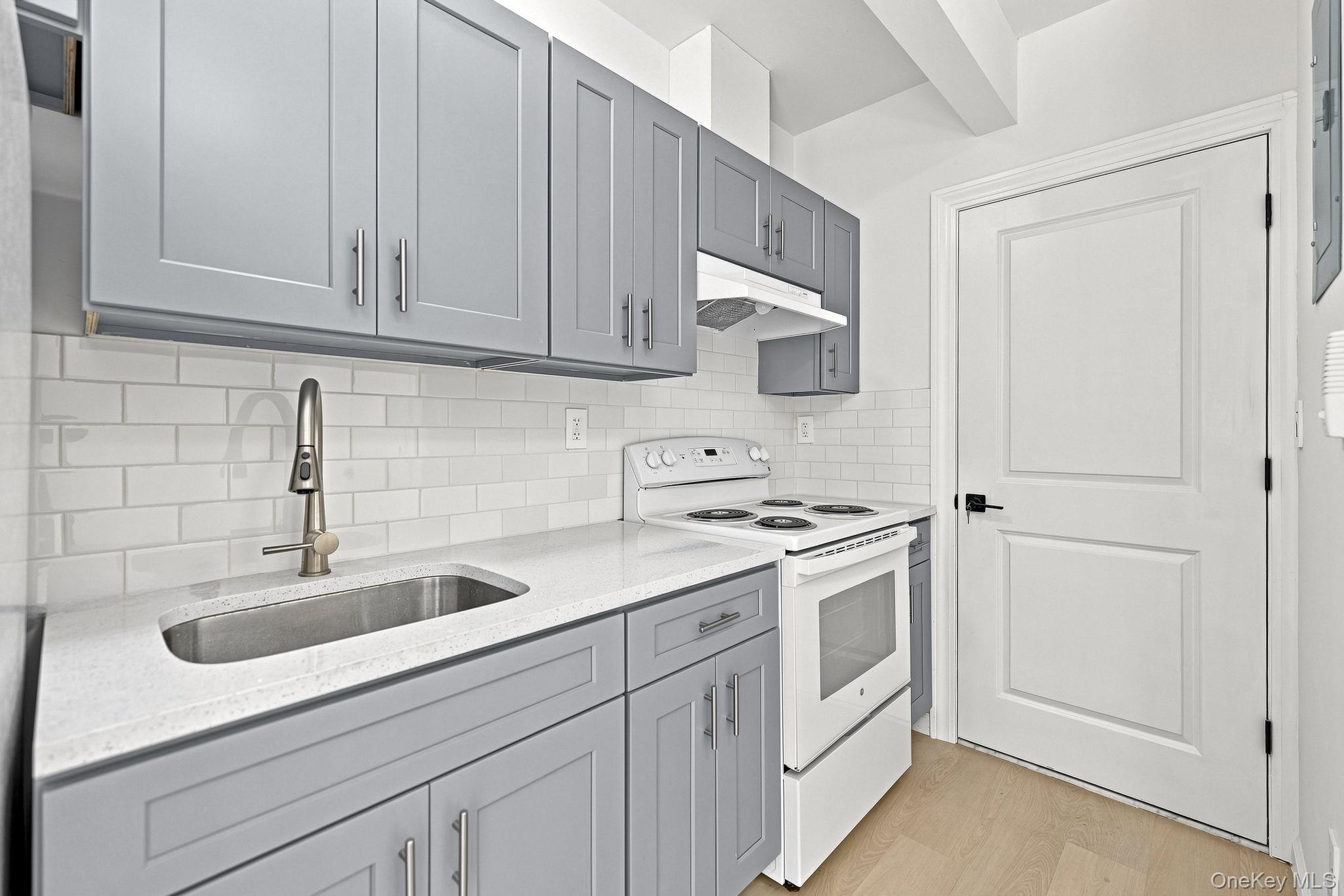 3530 Willet Avenue thumbnail 6