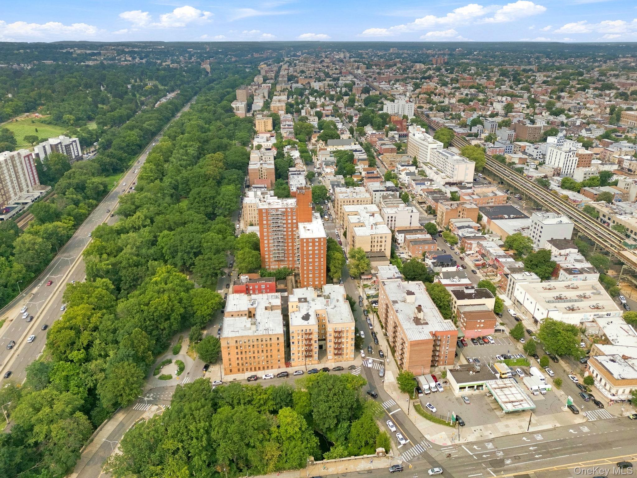 3530 Willet Avenue thumbnail 9