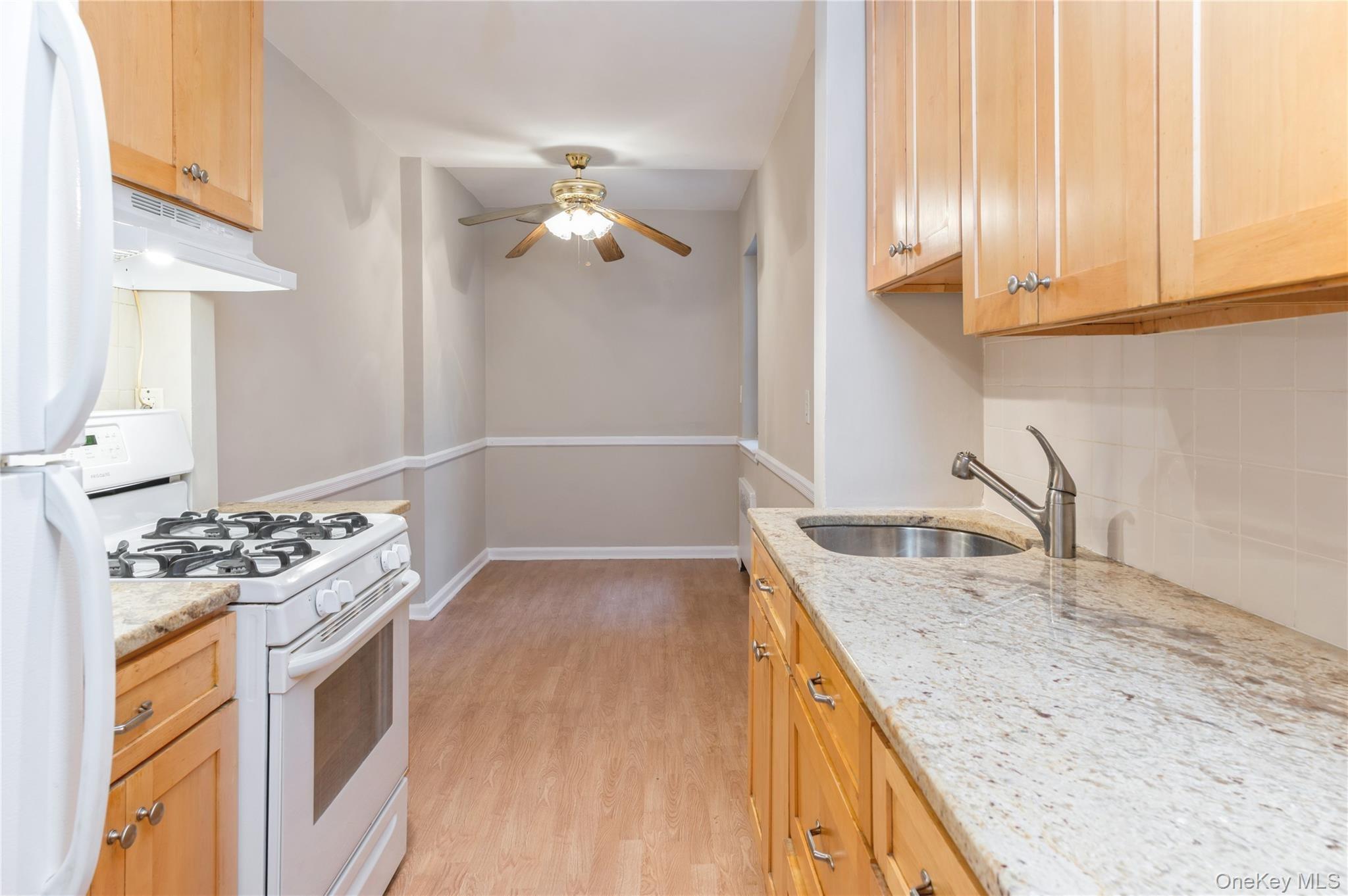 50 White Oak Street St Unit: 1E thumbnail 16
