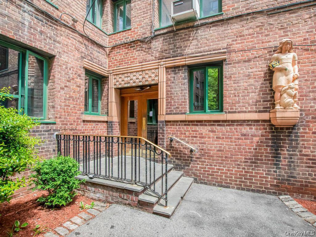 1503 Metropolitan Avenue Unit: 5A thumbnail 10