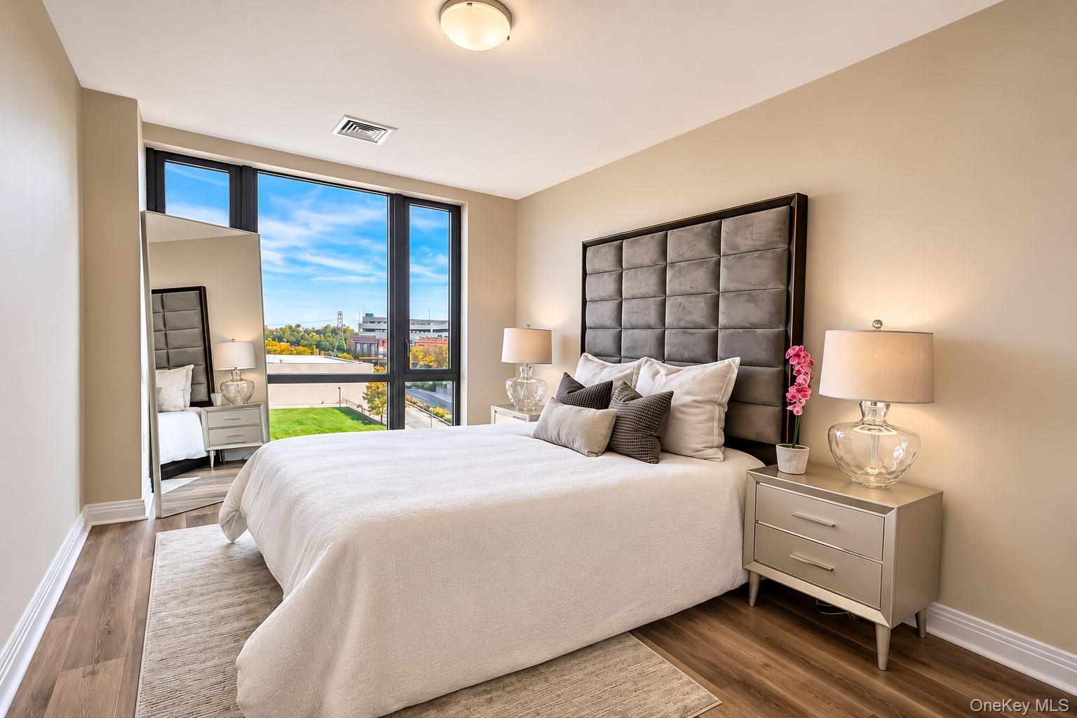 701 Ridge Hill Boulevard Unit: 10J thumbnail 6