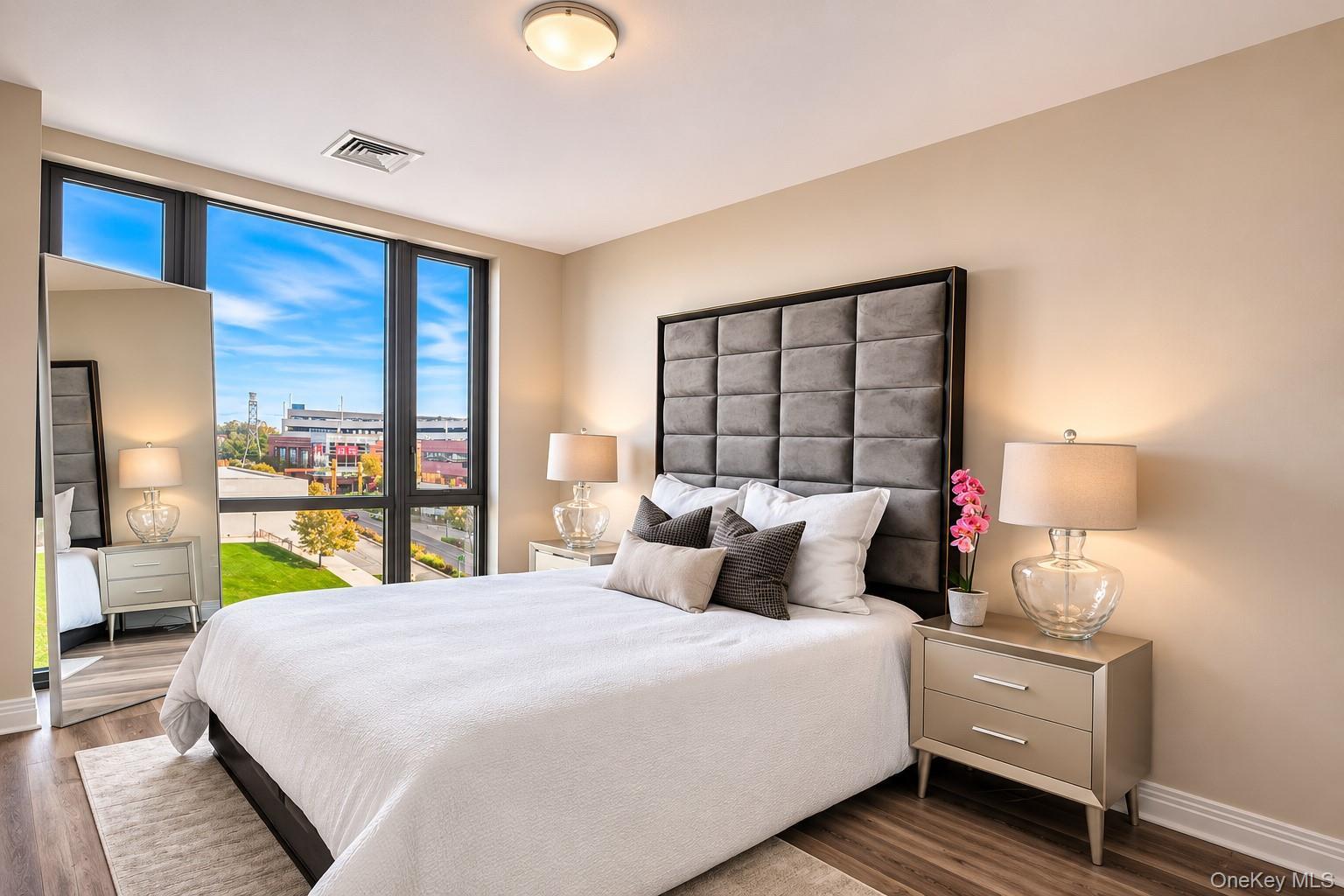 701 Ridge Hill Boulevard Unit: 10J thumbnail 7