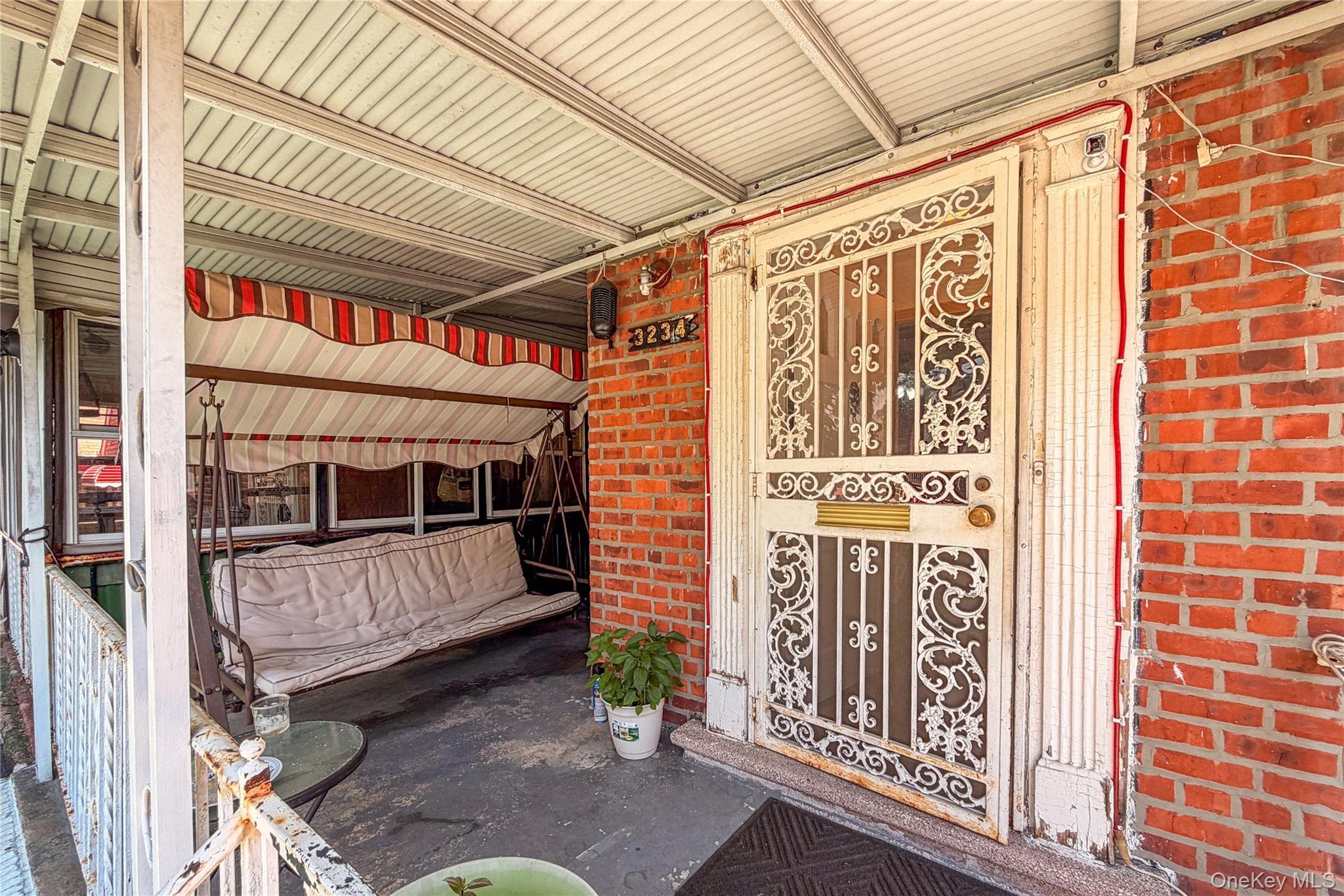 3234 Colden Avenue thumbnail 7