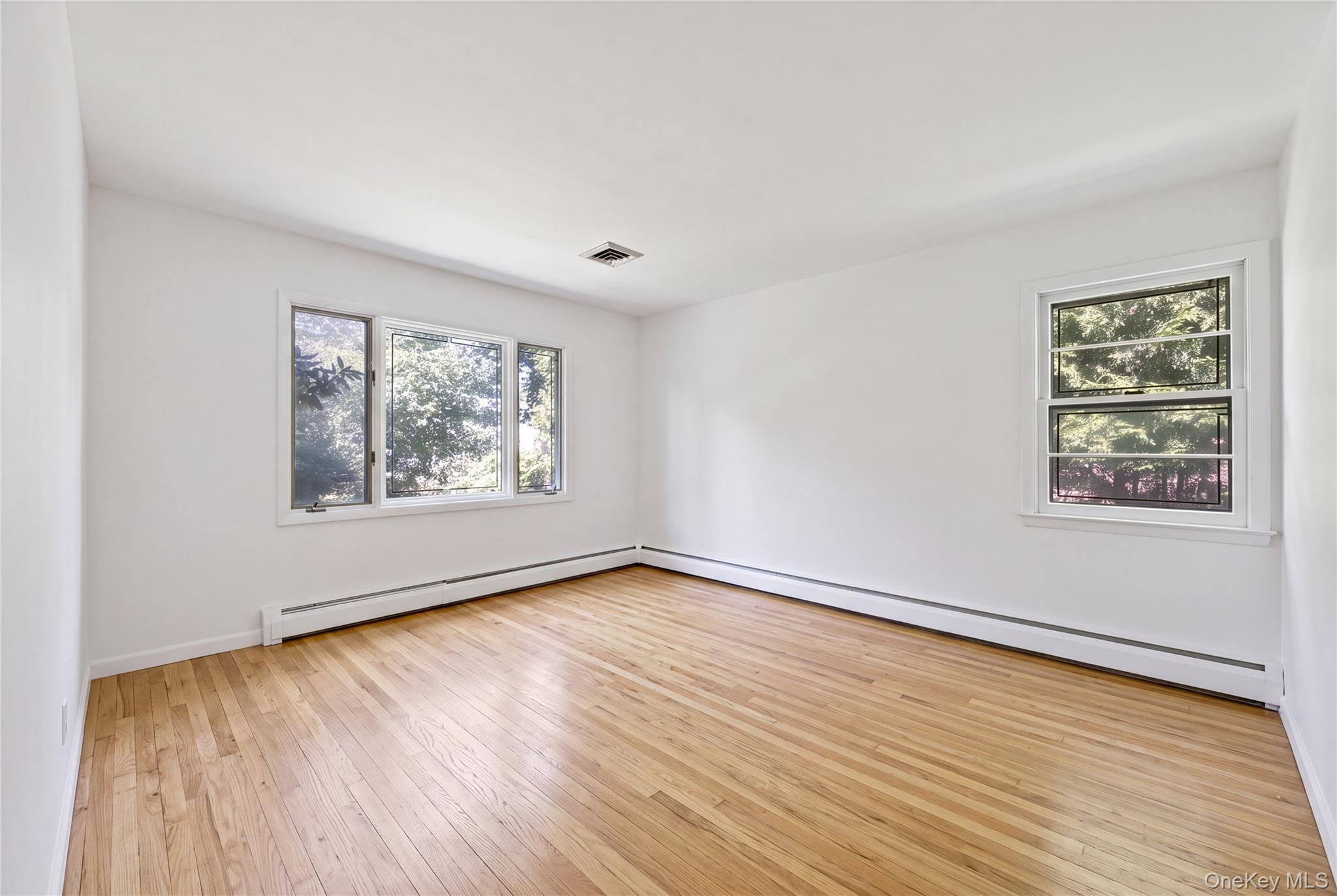 5395 Netherland Avenue thumbnail 5