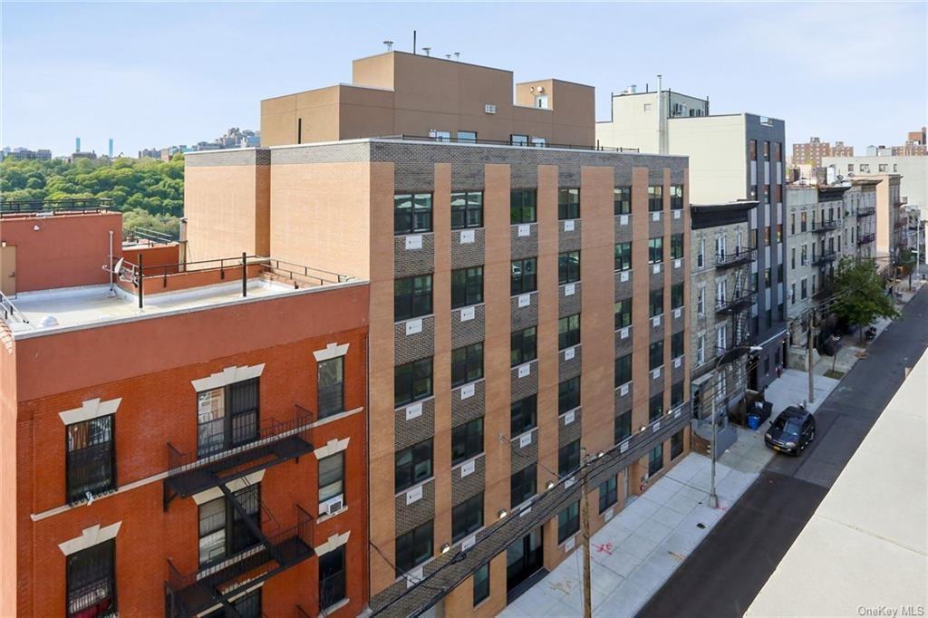 979 Summit Avenue Unit: 3F, Bronx