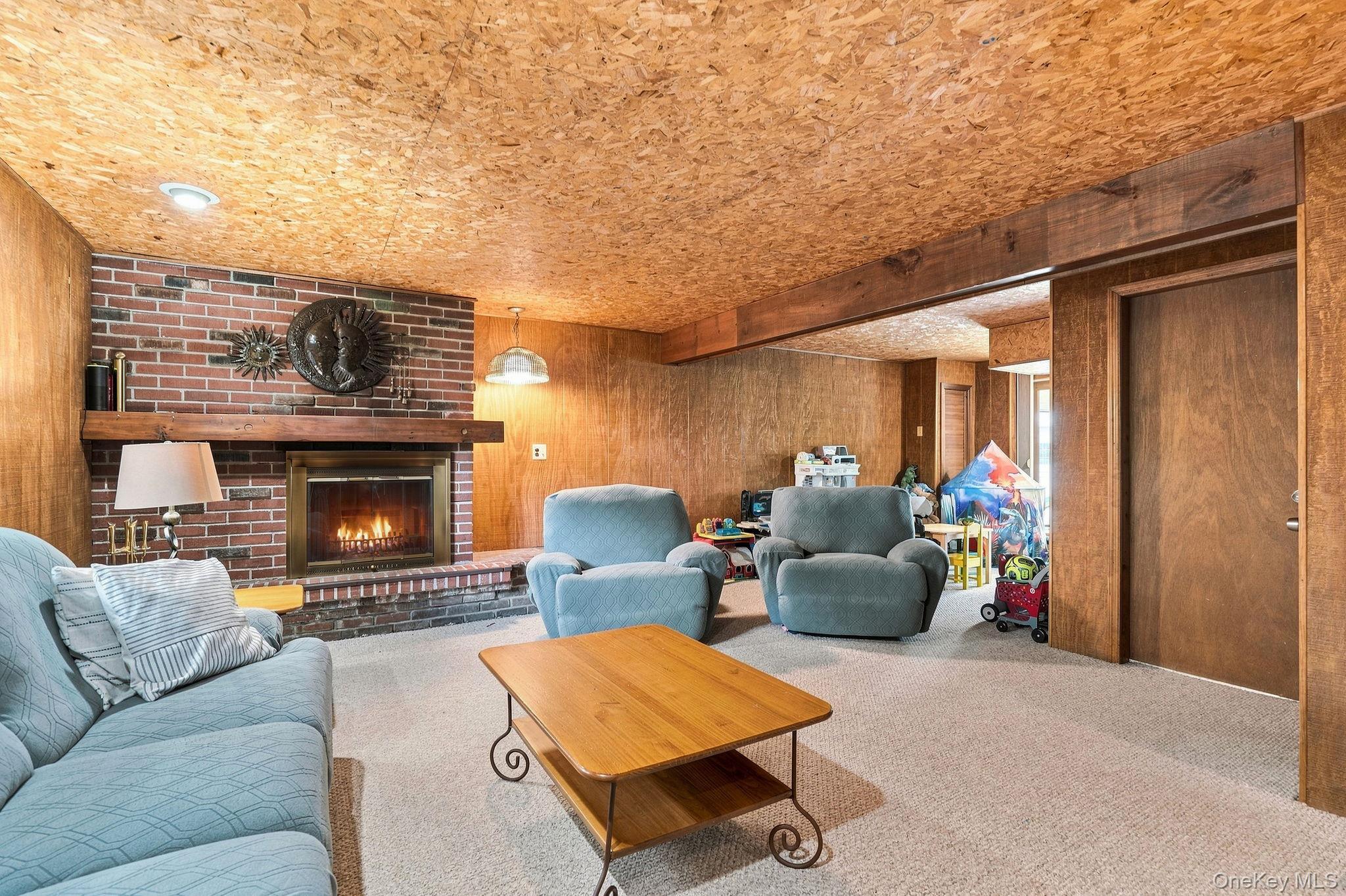 33 Dorchester Drive thumbnail 21
