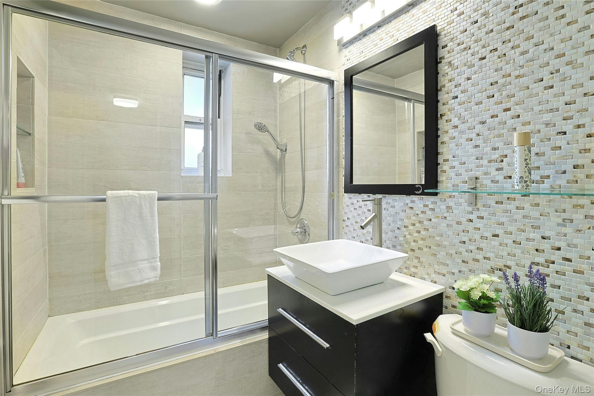 1300 Midland Avenue Unit: C39 thumbnail 11