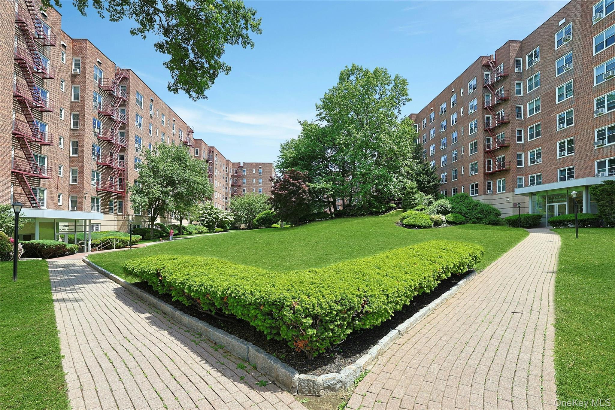 1300 Midland Avenue Unit: C39 thumbnail 14