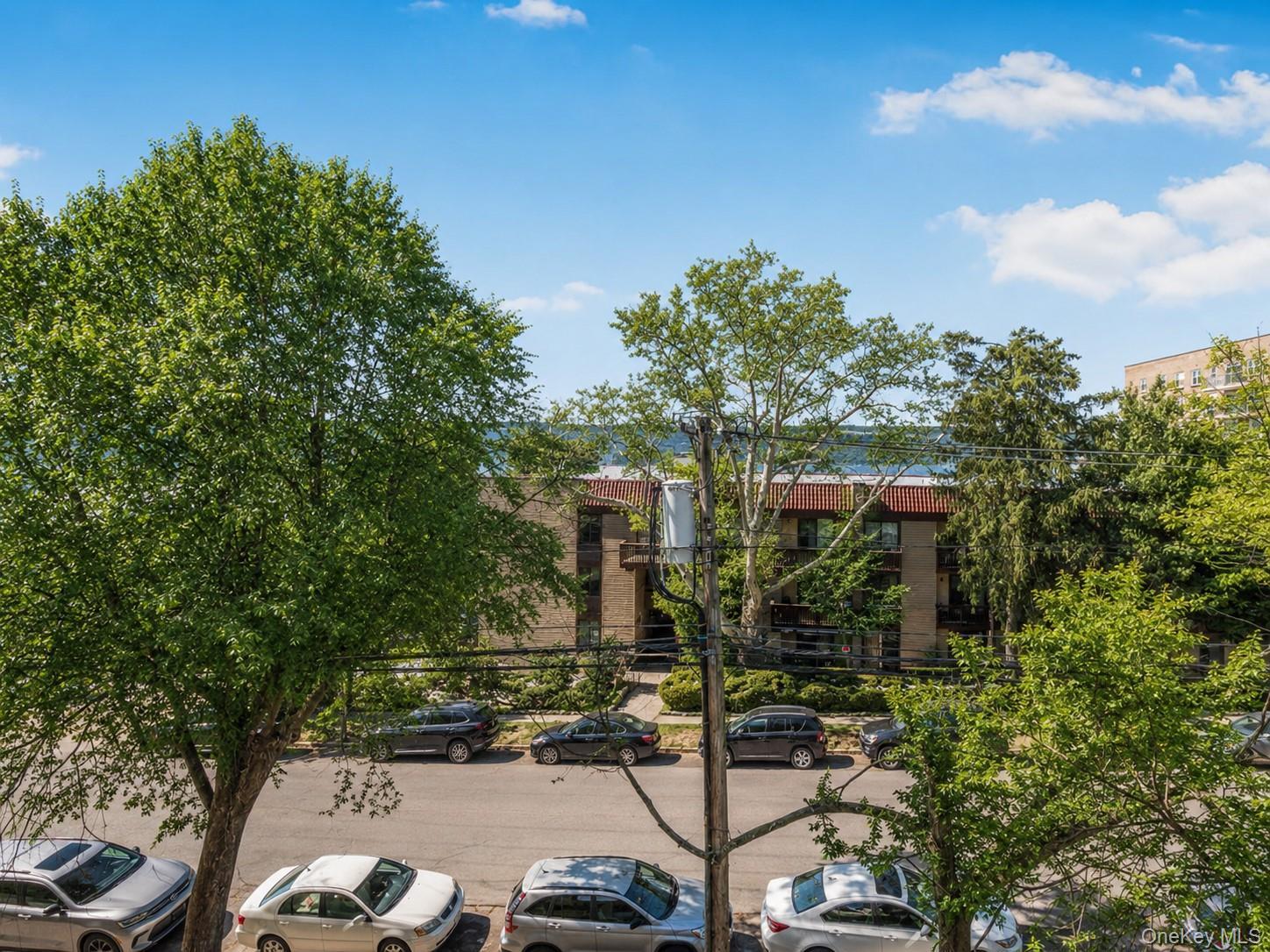 380 N Broadway Unit: C4 thumbnail 16