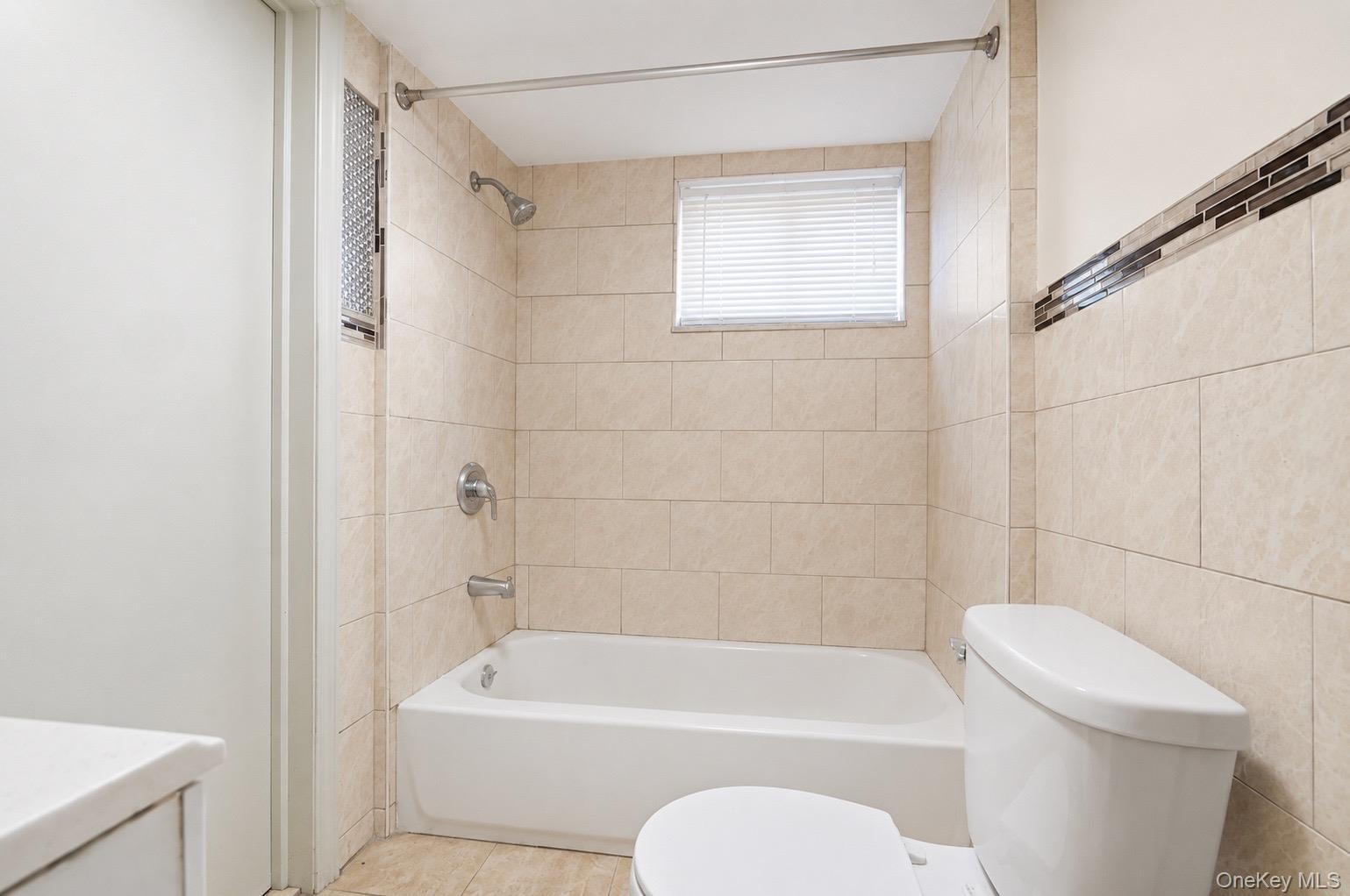756 E 223rd Street thumbnail 12