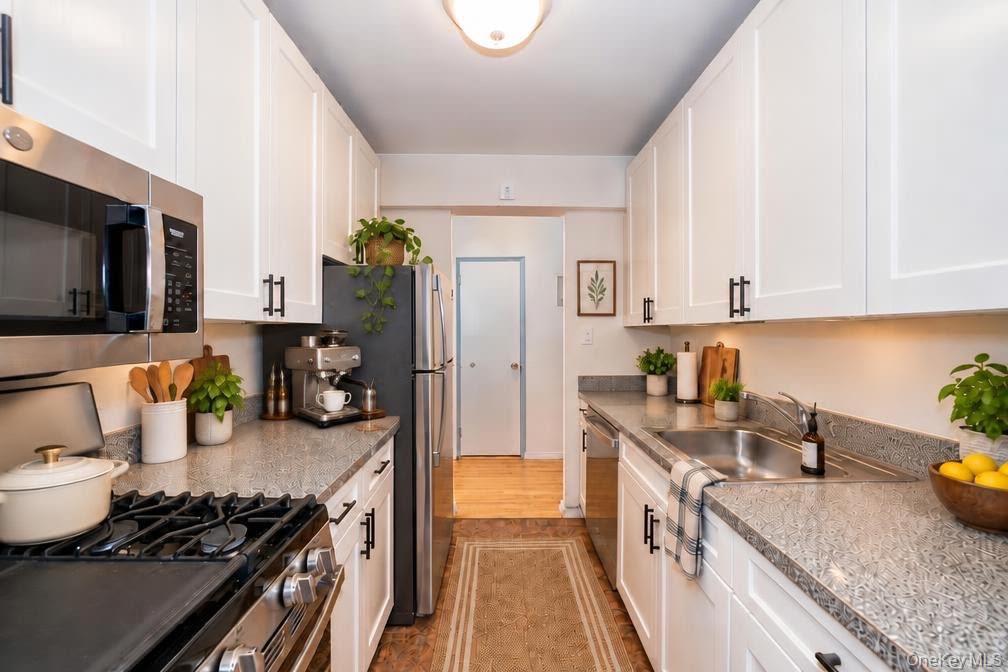 3210 Arlington Avenue Unit: 5A thumbnail 4