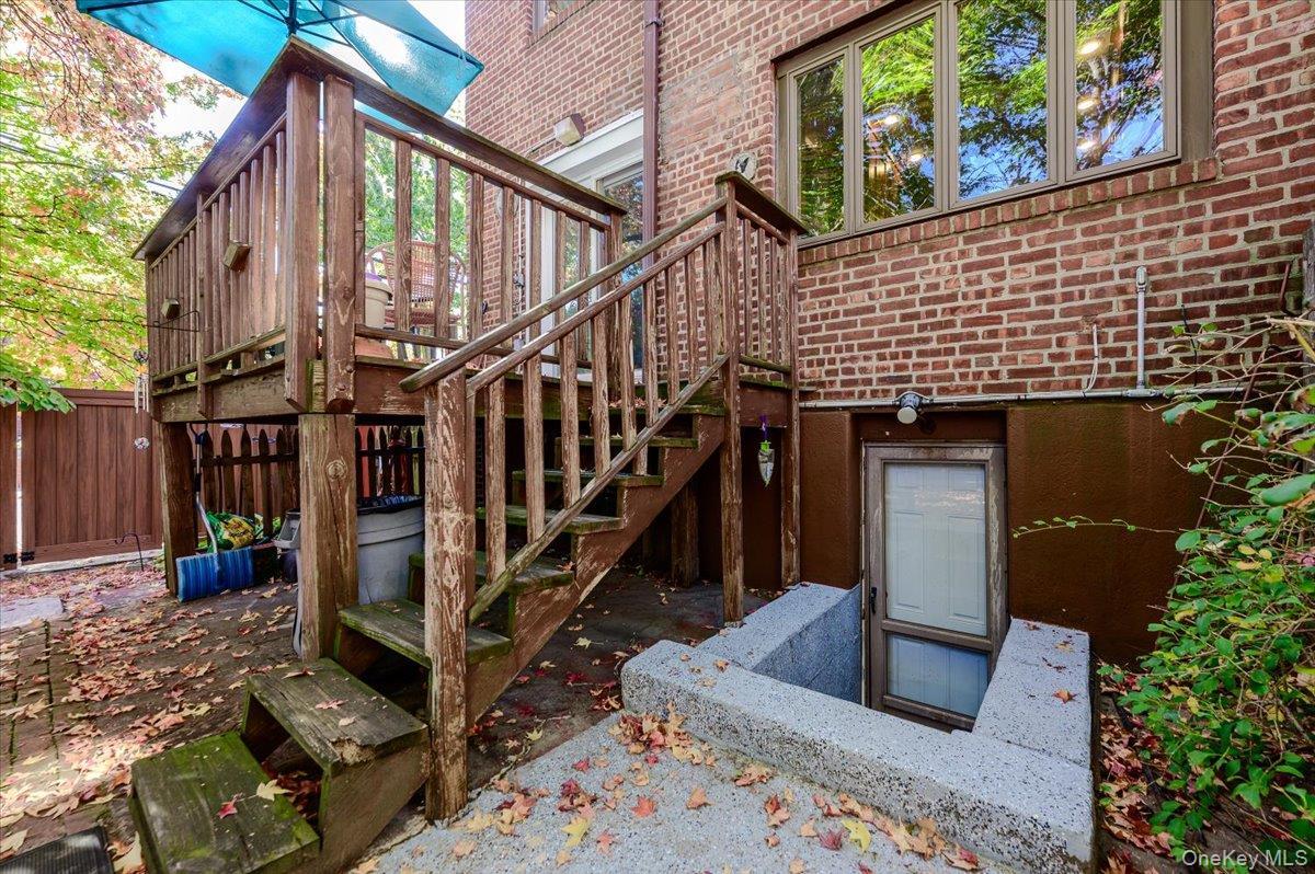 1812 Tenbroeck Avenue thumbnail 25