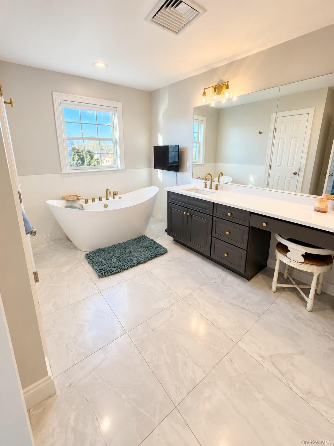 47 Deangelis Drive thumbnail 21