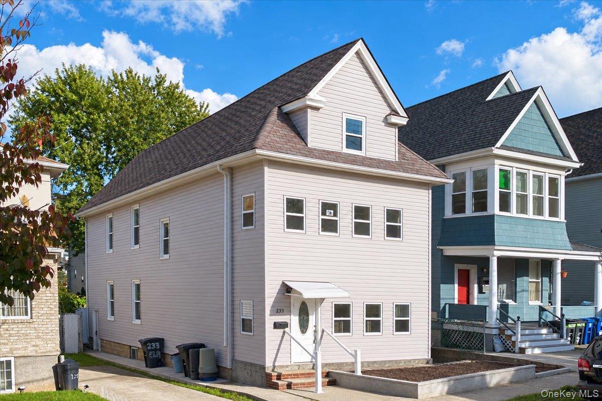 233 Elm Street, Staten Island