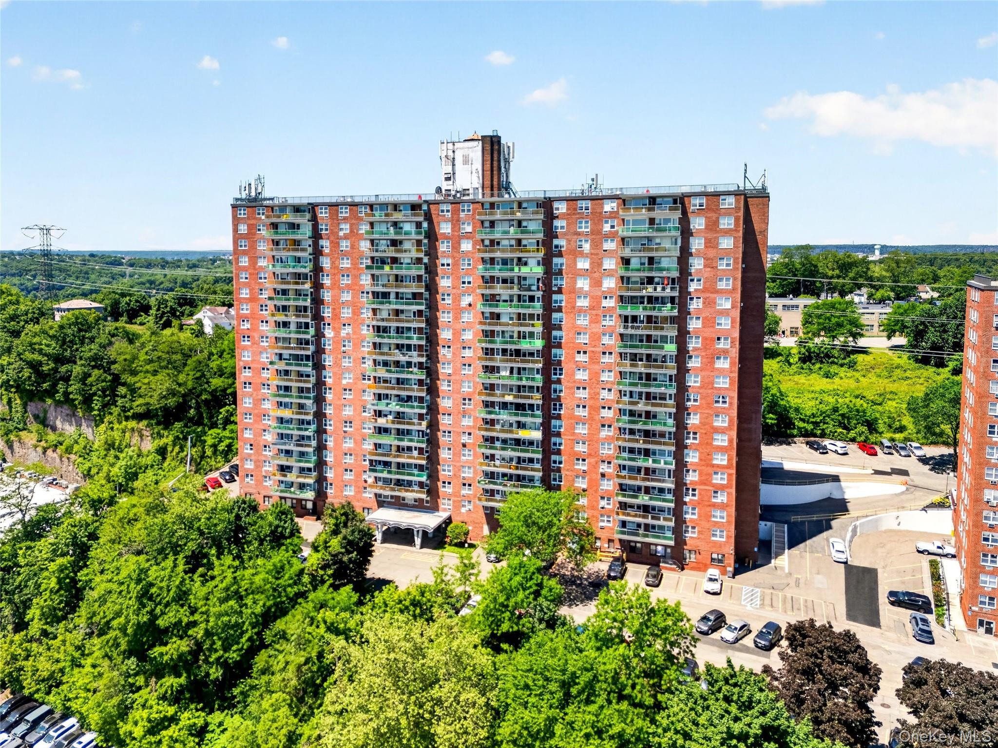 1841 Central Park Avenue Unit: 18A, Yonkers