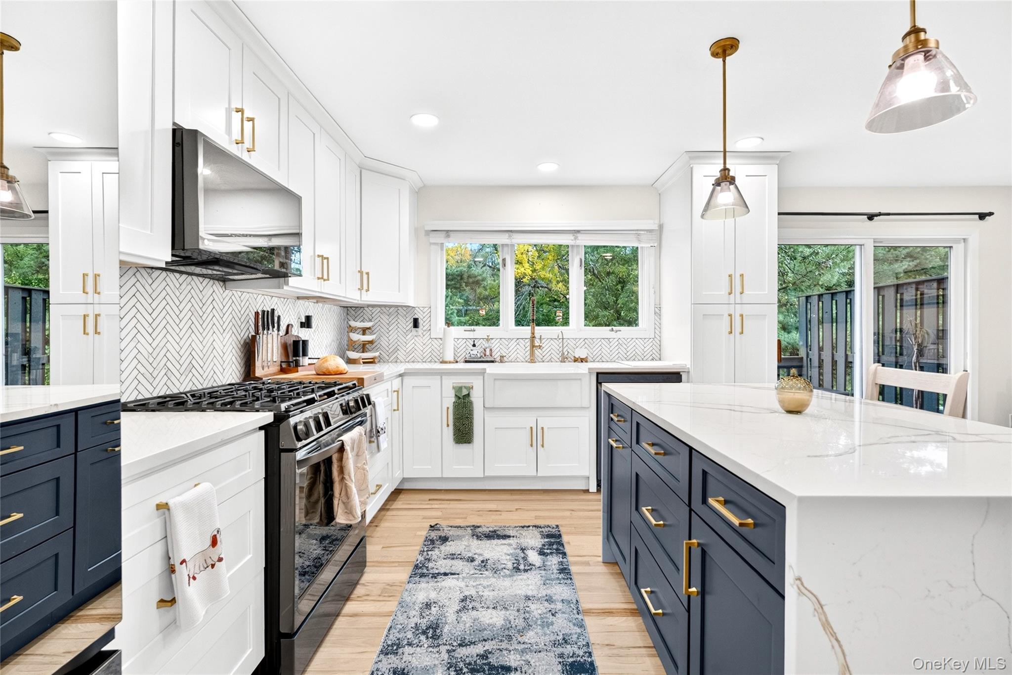 7 Village Green, Bardonia