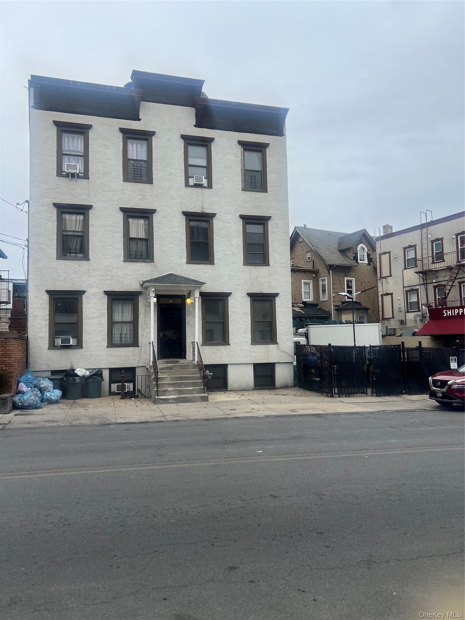 273 W Lincoln Avenue, Mount Vernon