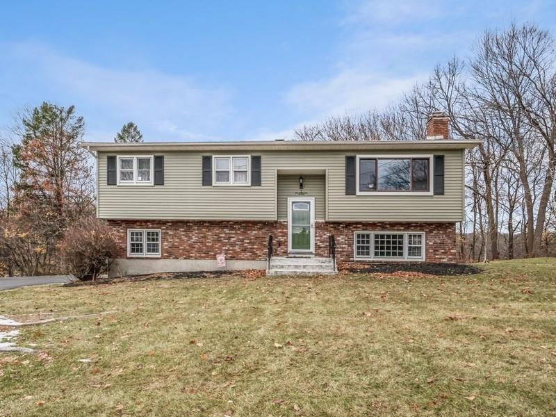 7 Forestdale Avenue, Monroe
