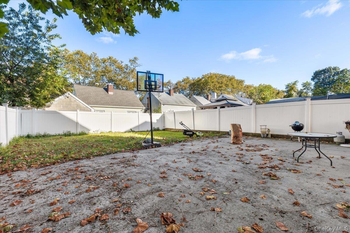547 S 11th Avenue thumbnail 28