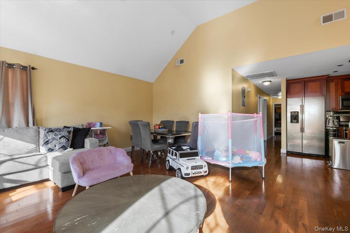 547 S 11th Avenue thumbnail 24