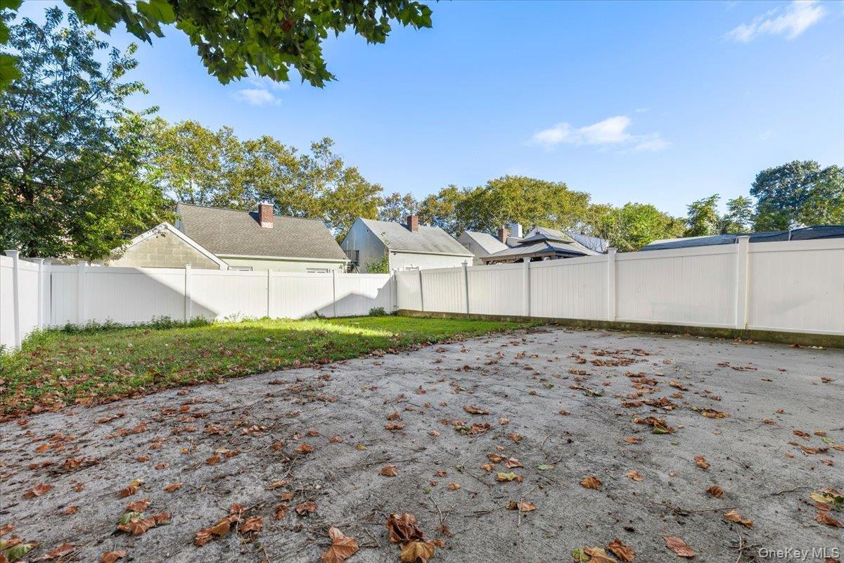 547 S 11th Avenue thumbnail 29