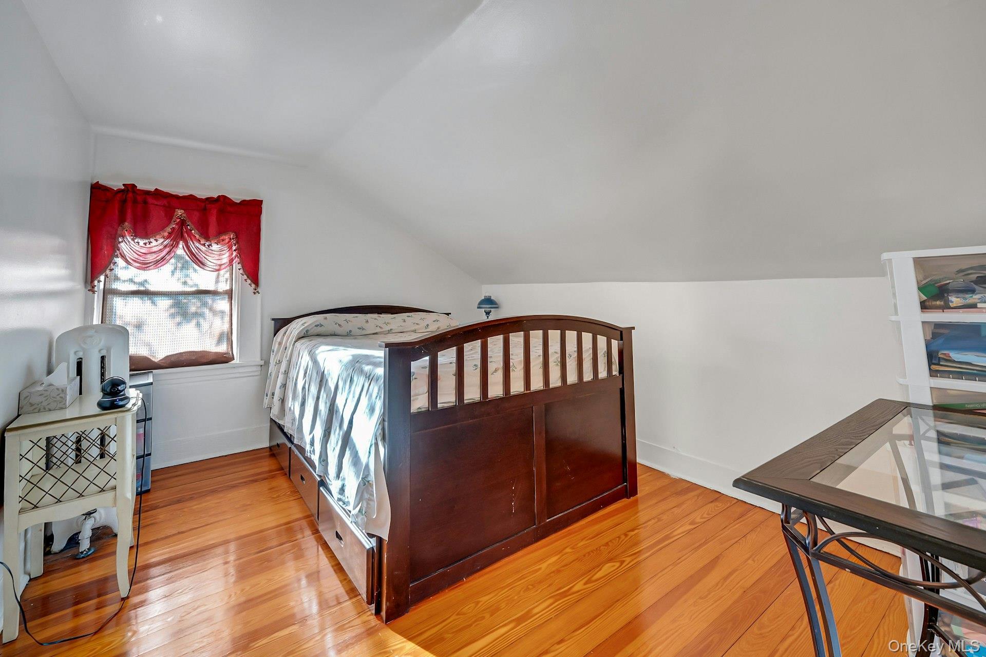 167 Coligni Avenue thumbnail 28