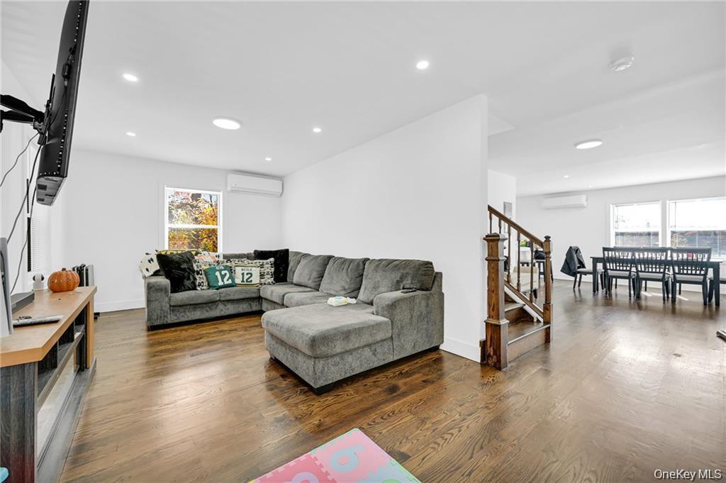 3764 Wood Street thumbnail 6