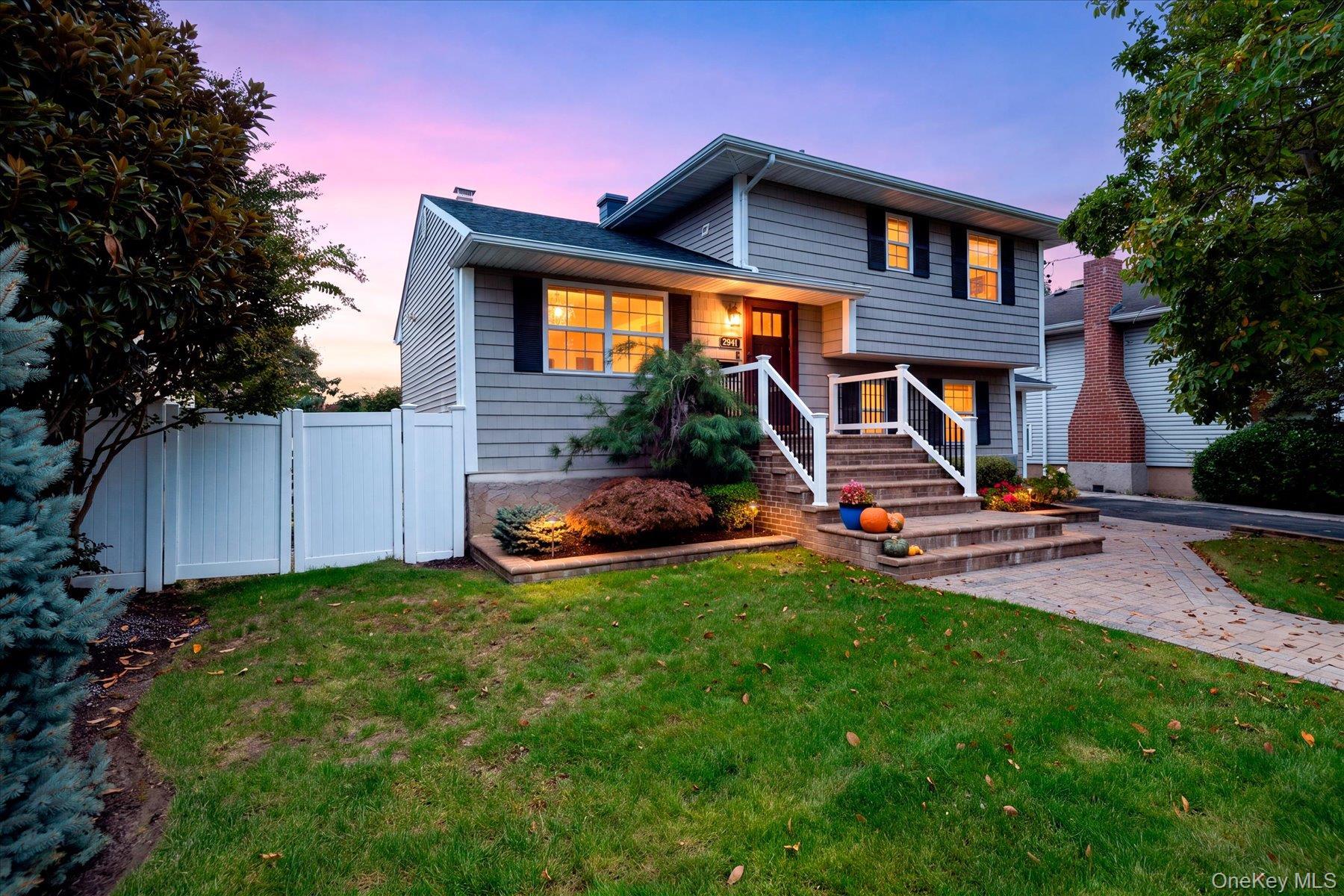 2941 Shore Road, Bellmore