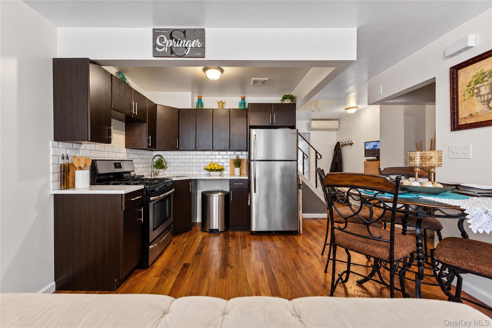 789 E 169th Street thumbnail 10