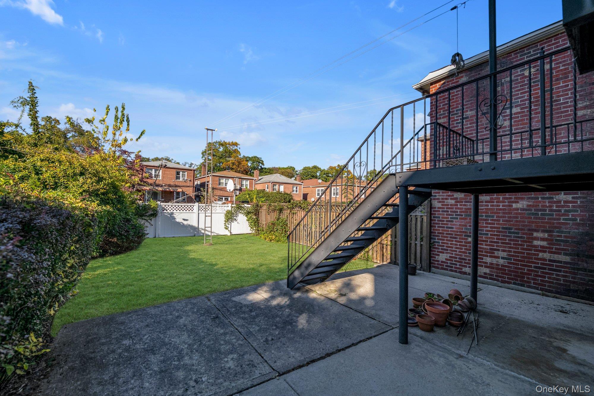 1283 Neill Avenue thumbnail 3