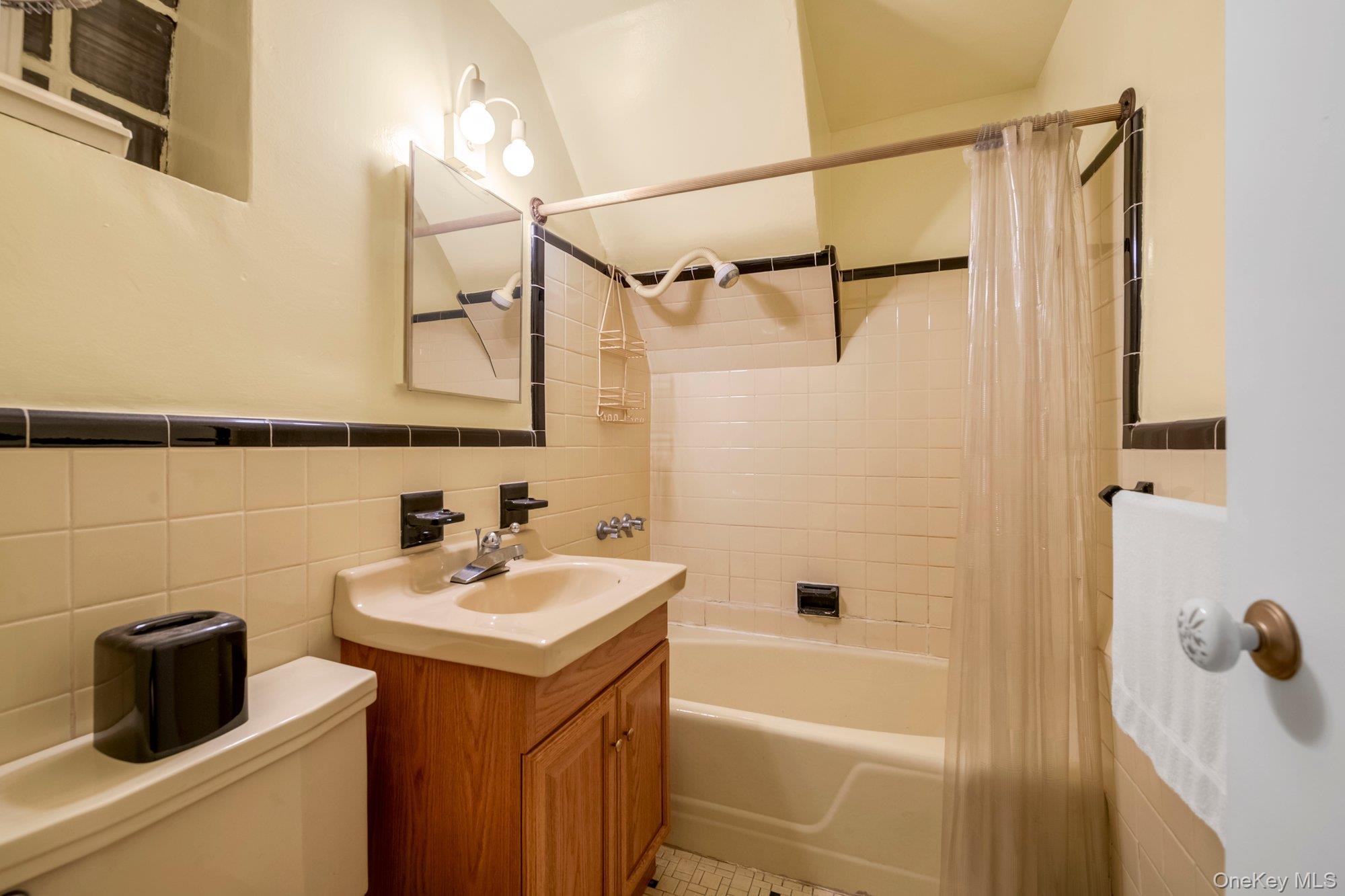 1283 Neill Avenue thumbnail 7