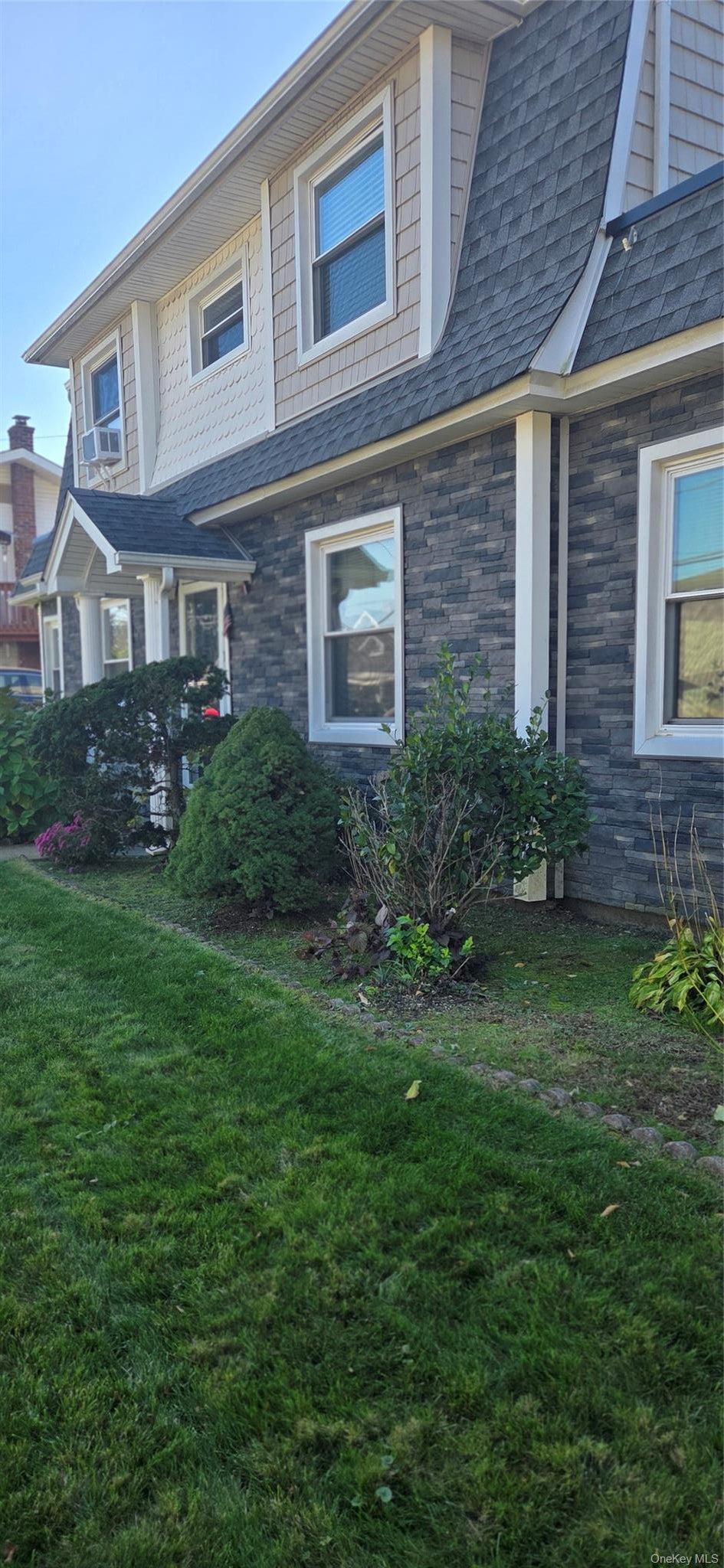 2 Sportsmans Ave. AVE, Freeport