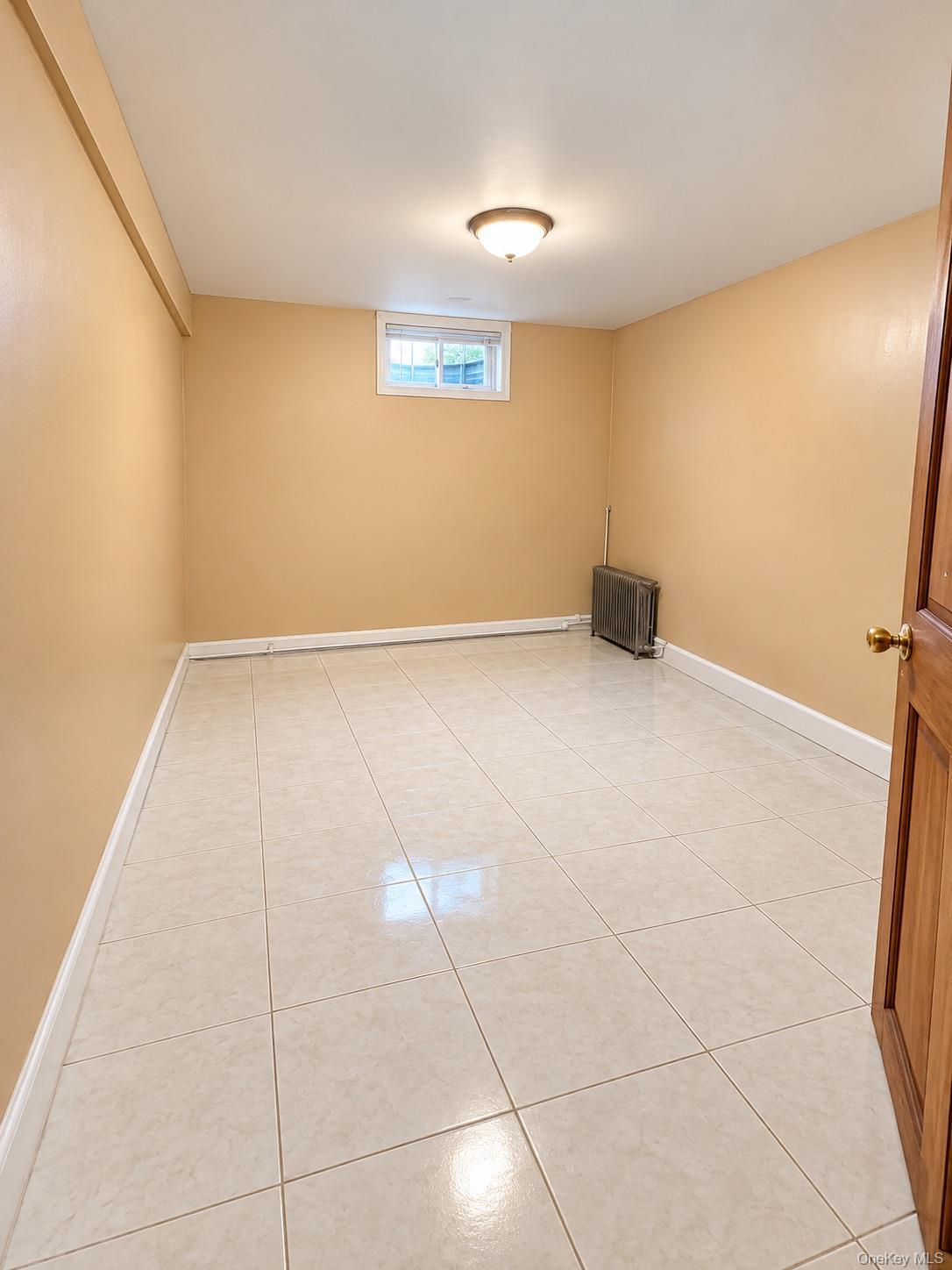 4070 Bruner Avenue thumbnail 3