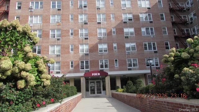4 Sadore Lane Unit: 7J, Yonkers